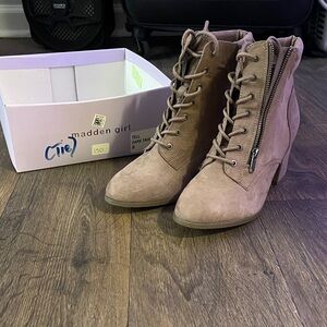Madden Girl "Tell" Dark Taupe Lace-Up Booties | LIGHTLY WORN